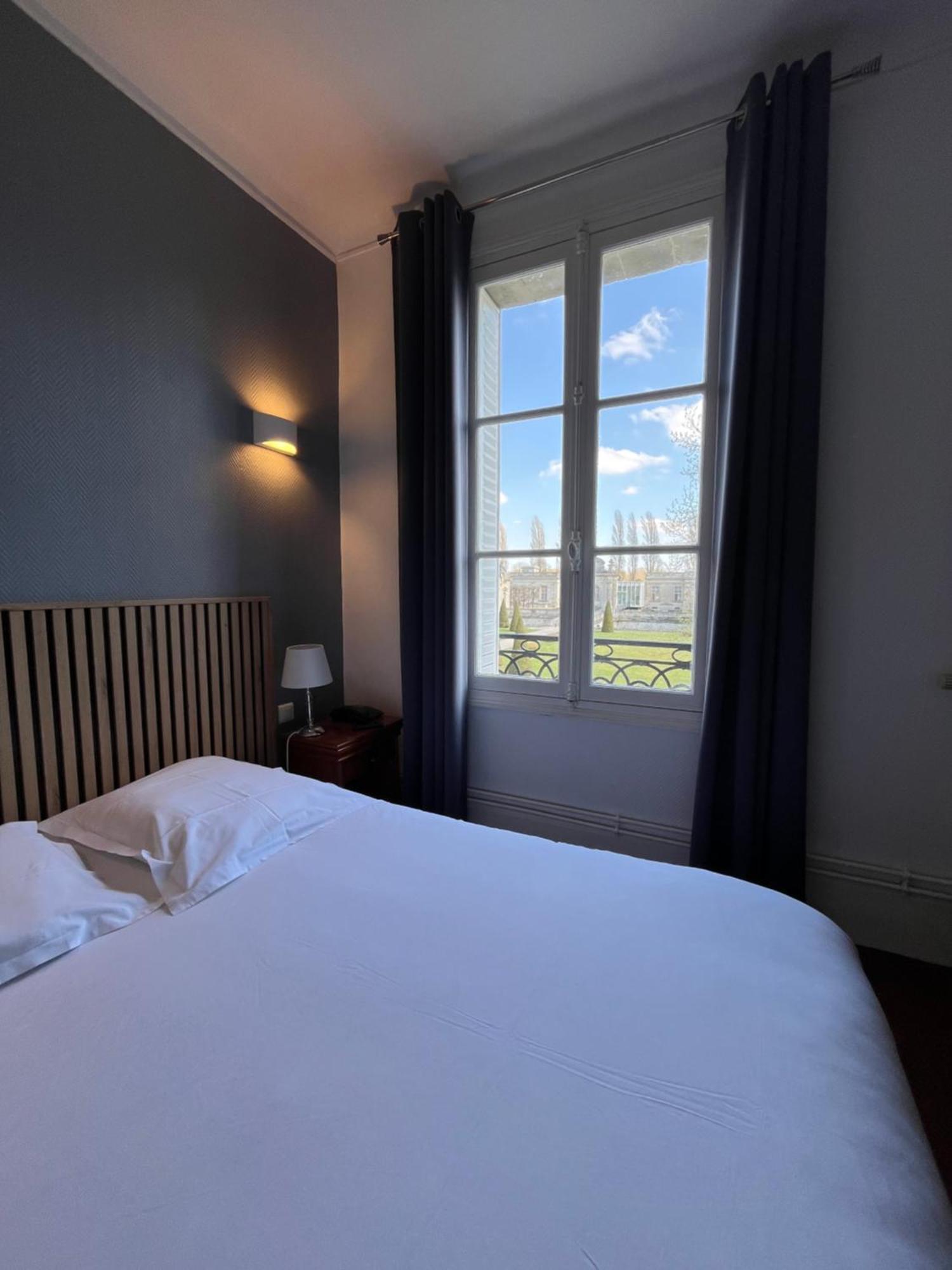 Hostellerie Le Griffon Blérancourt Kültér fotó